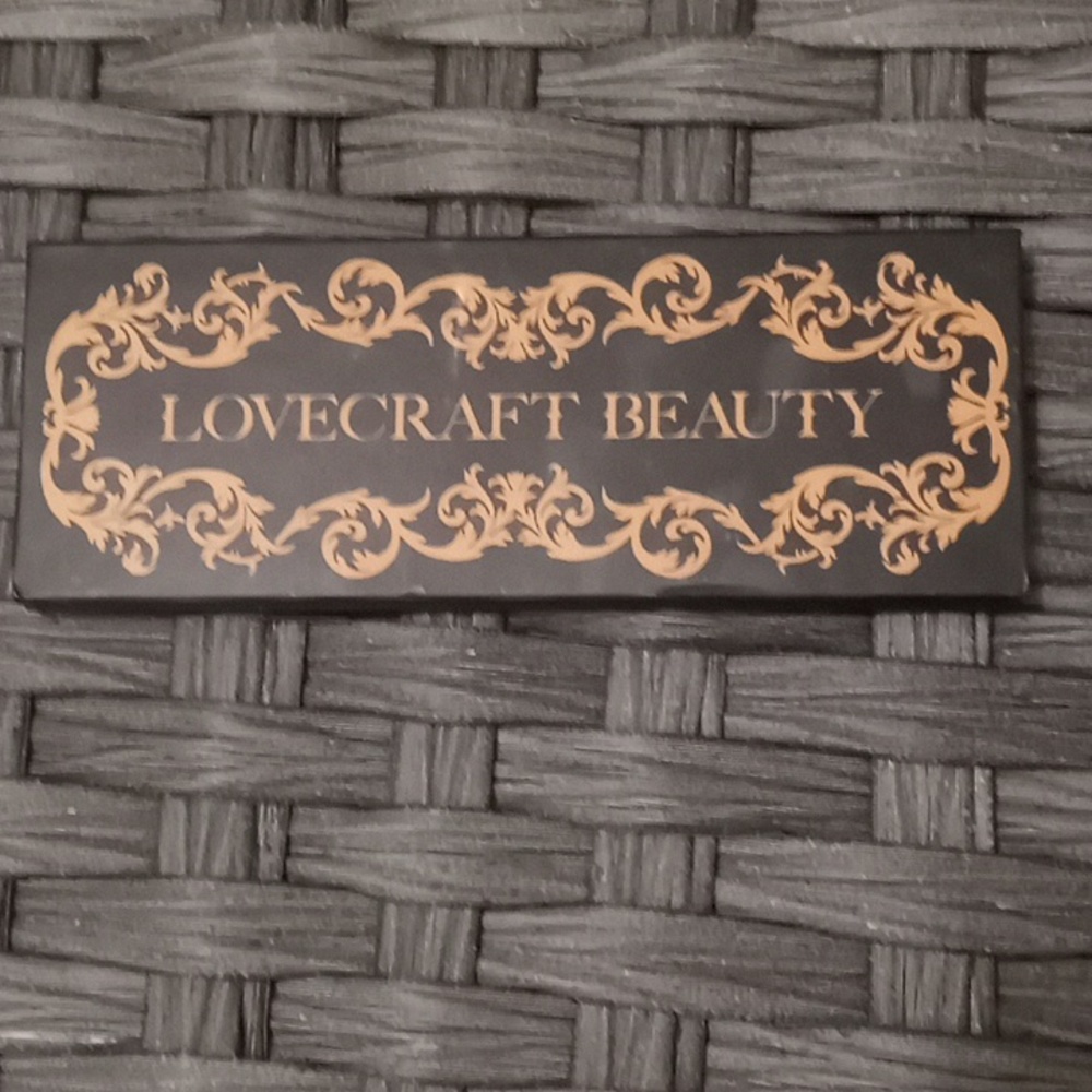Lovecraft Beauty - 3 Color Pallete - Bronzer